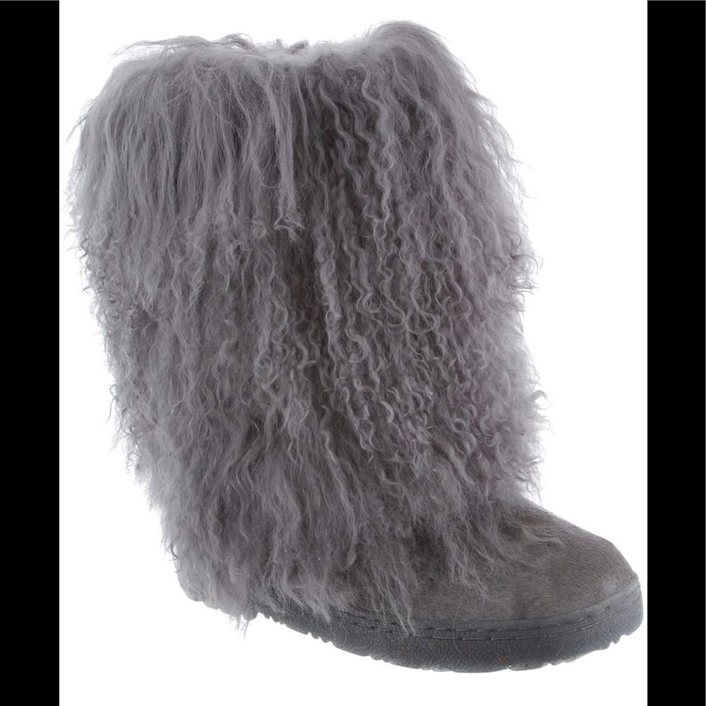 NWT Bearpaw Boetis Charcoal boots size 8